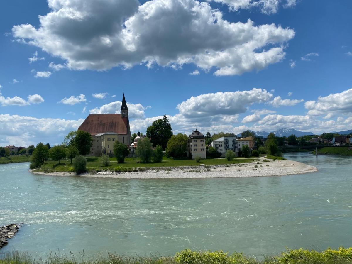 Ferienwohnung an der idyllischen Salzachschleife Nähe Salzburg Laufen Exterior foto