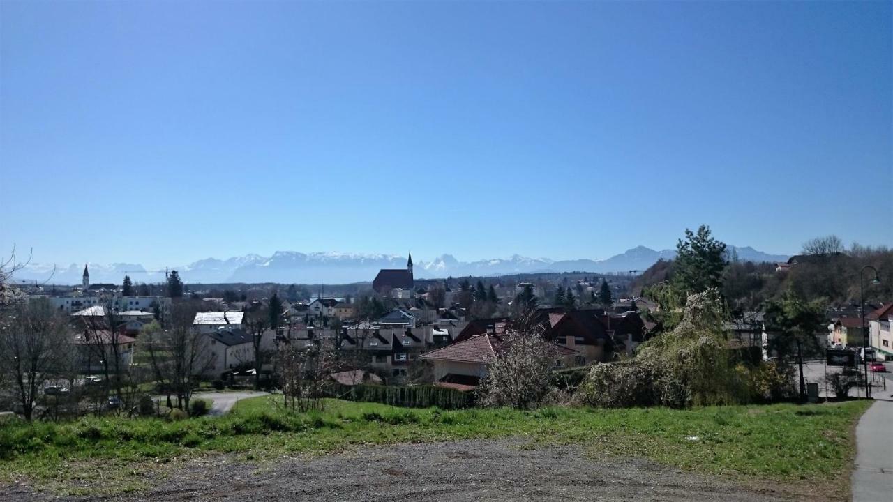 Ferienwohnung an der idyllischen Salzachschleife Nähe Salzburg Laufen Exterior foto