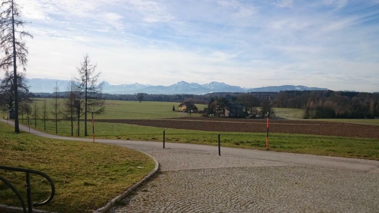 Ferienwohnung an der idyllischen Salzachschleife Nähe Salzburg Laufen Exterior foto